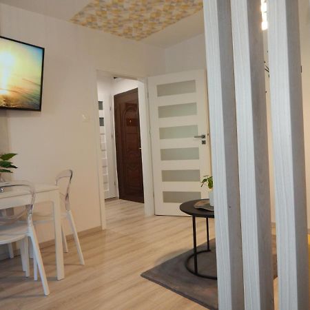 Pisztacia 2020 Apartman Kazincbarcika Ngoại thất bức ảnh