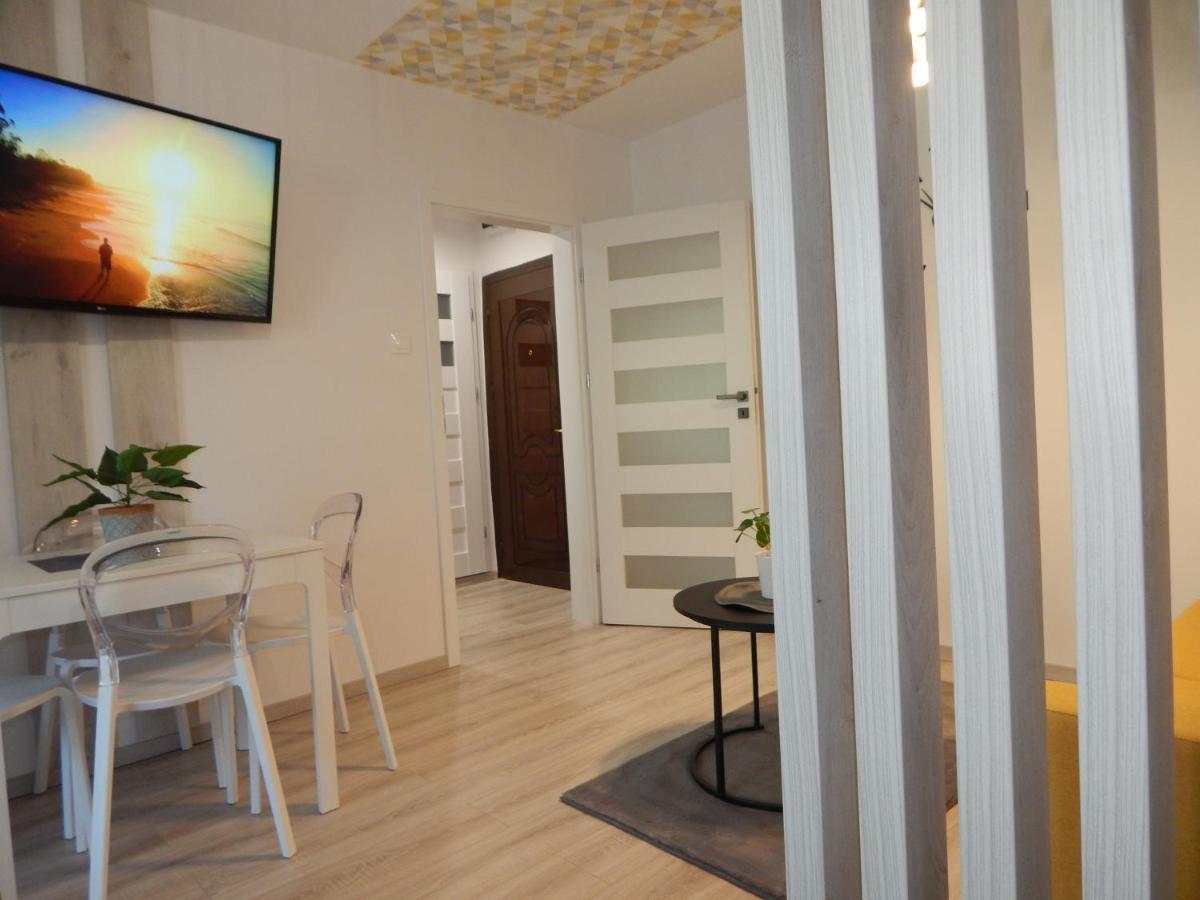 Pisztacia 2020 Apartman Kazincbarcika Ngoại thất bức ảnh