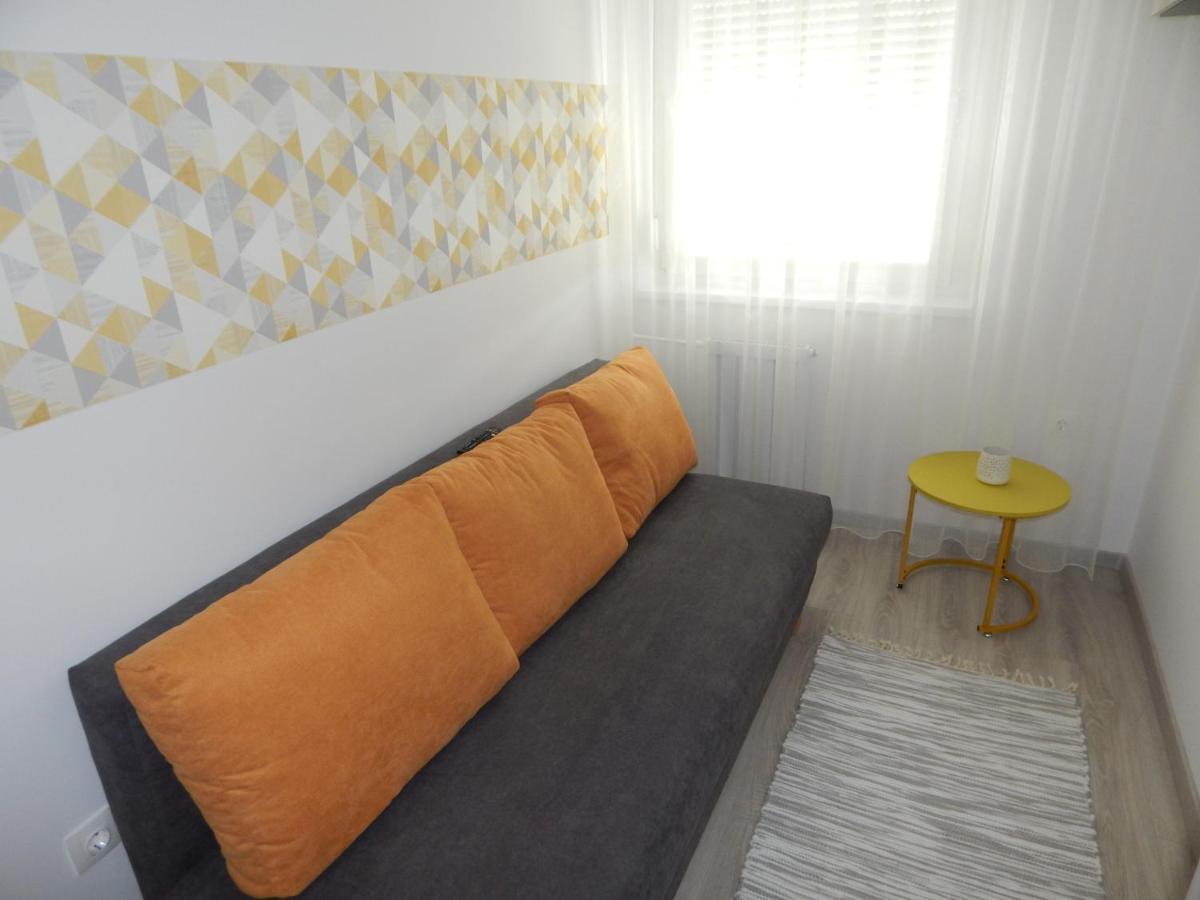 Pisztacia 2020 Apartman Kazincbarcika Ngoại thất bức ảnh