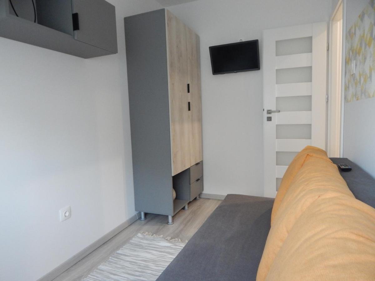 Pisztacia 2020 Apartman Kazincbarcika Ngoại thất bức ảnh